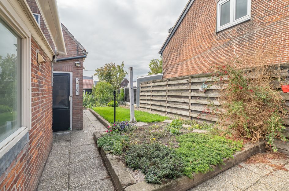 Damstraat 142