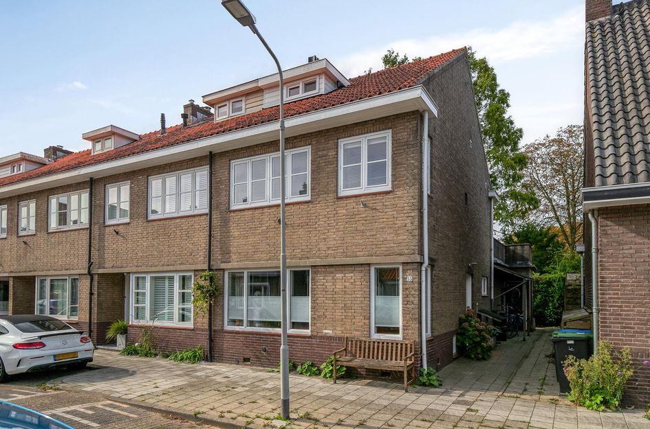Leliestraat 55