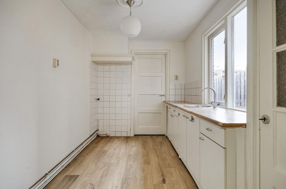 Van Alkemadestraat 8