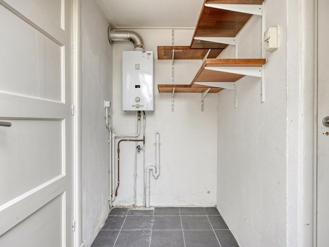 Van Alkemadestraat 8, Tilburg