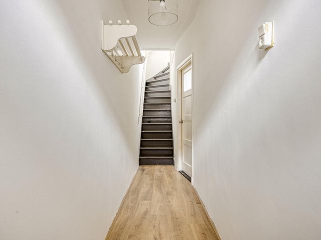 Van Alkemadestraat 8, Tilburg