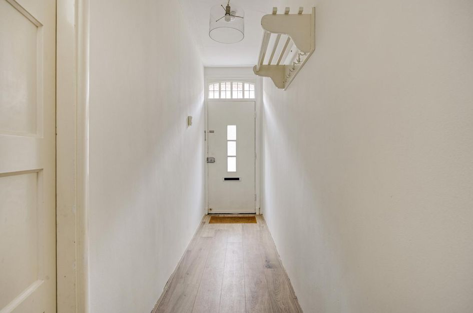 Van Alkemadestraat 8