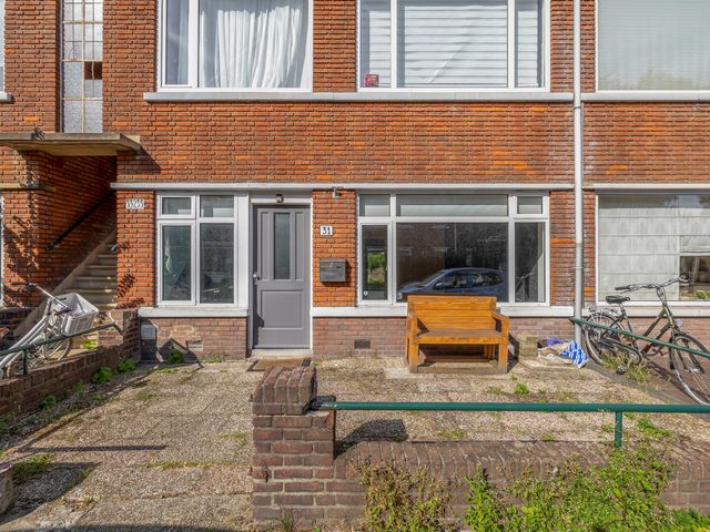 Leersumstraat 31, Den Haag