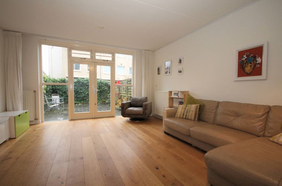 Louise Henriëttestraat 2B