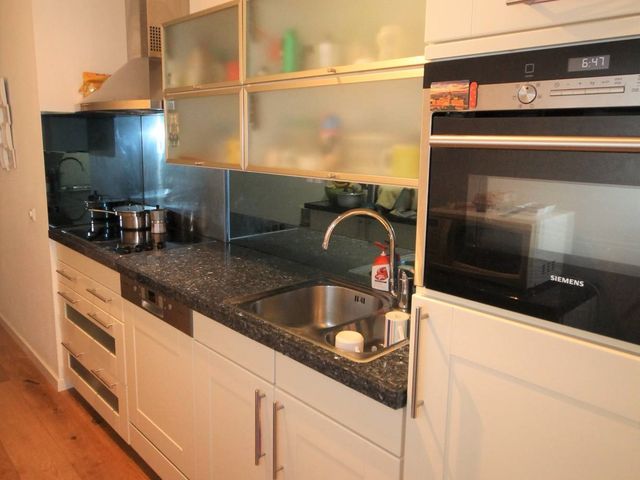 Louise Henriëttestraat 2B, 's-Gravenhage
