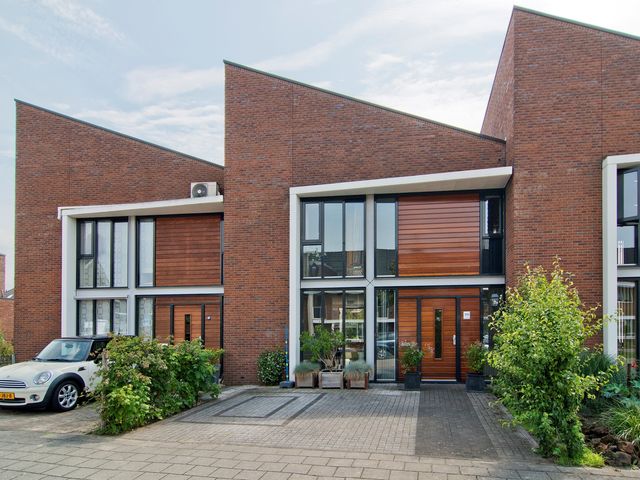 Ruisvoorn 109, Tiel