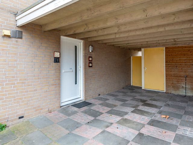Sterappel 14, Tiel