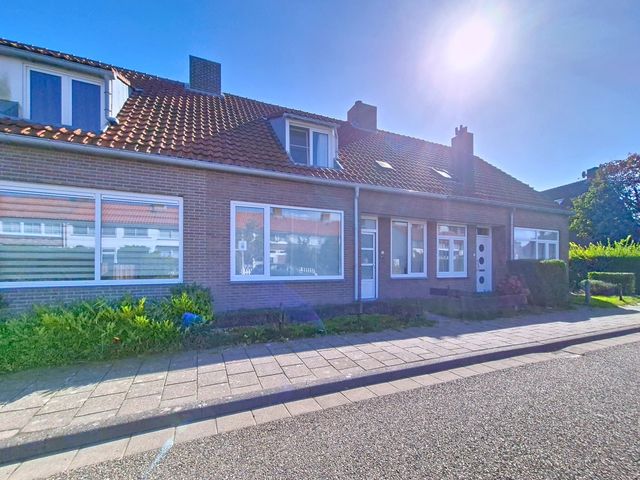 Egelantierlaan 18, Cadzand