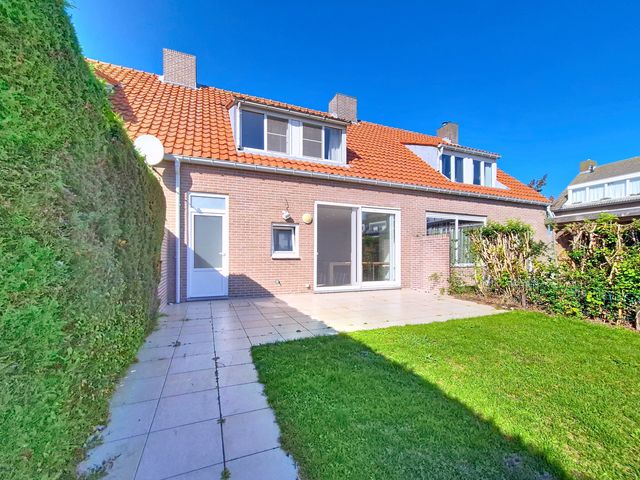 Egelantierlaan 18, Cadzand