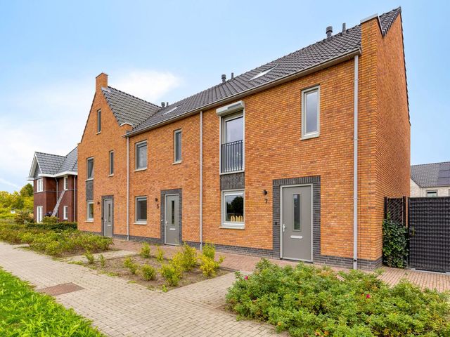 Wethouder Van Dijkstraat 7, Erp
