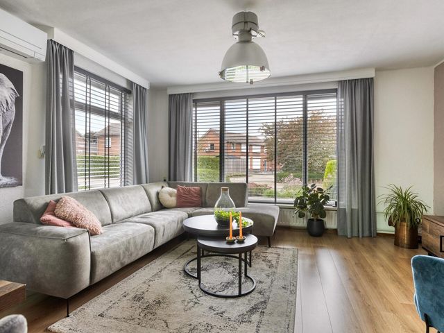 Burgem van Hultenstraat 30, Haps
