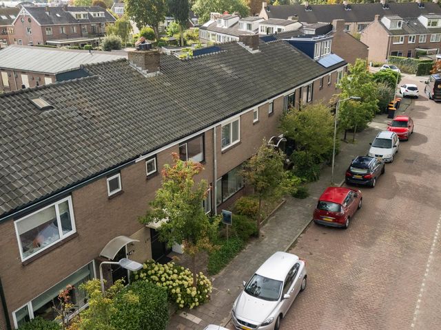 van Mathenessestraat 43, Warmond