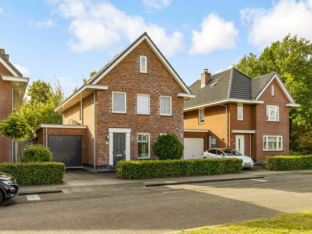 Bezaan 43, Almere