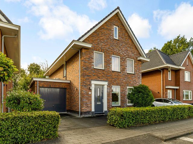 Bezaan 43, Almere