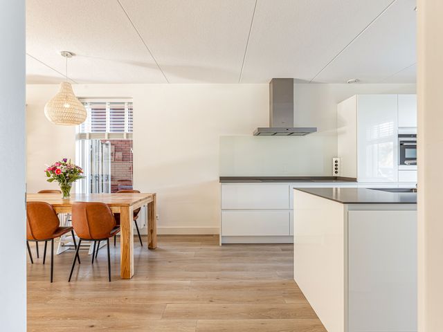 Bezaan 43, Almere