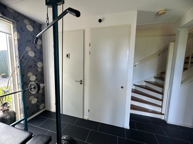Elbaweg 3, Hem