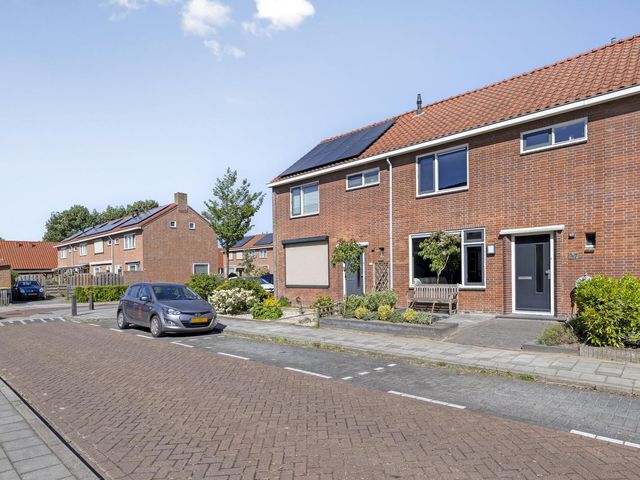 Nassaustraat 27, Strijen