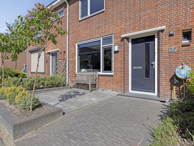 Nassaustraat 27, Strijen