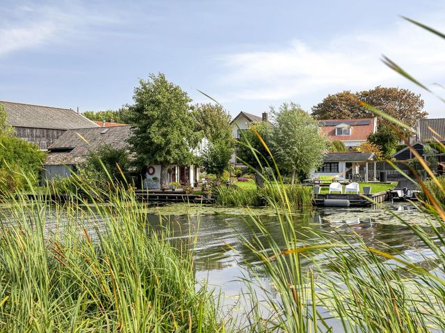 Hoeksedijk 9, Maasdam