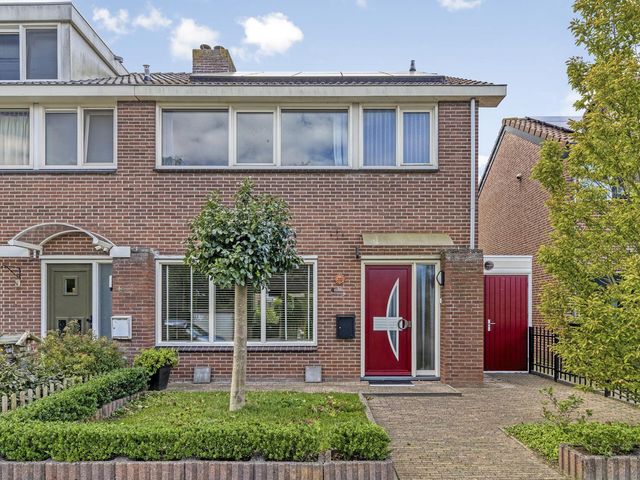 Ruimtevaartstraat 4, Dirkshorn