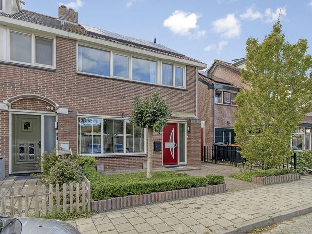 Ruimtevaartstraat 4, Dirkshorn