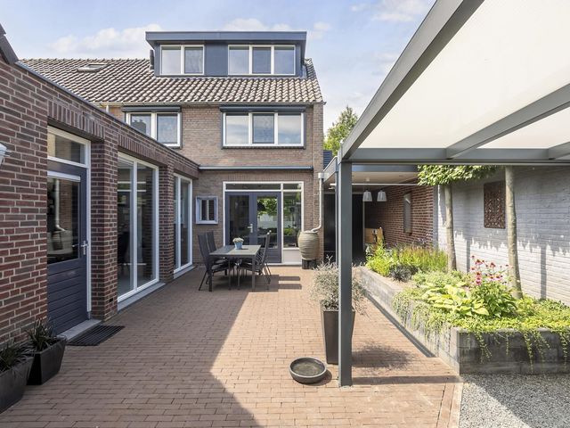 Pastoor Brugmanstraat 9, Pannerden