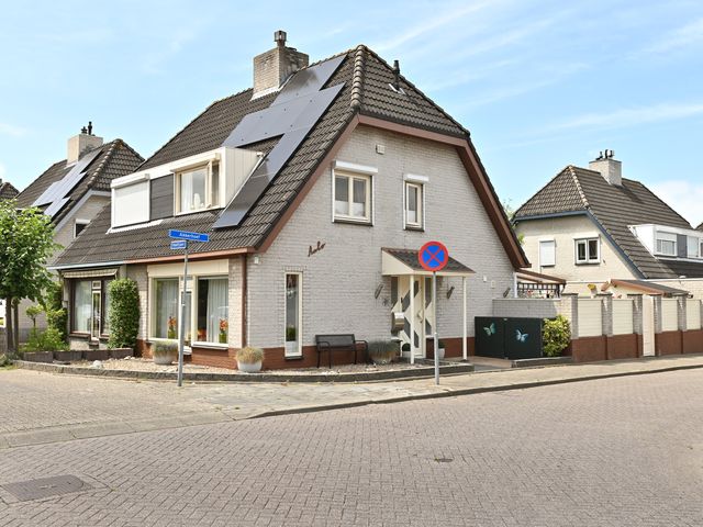 Akkerhoef 13, Bergen op Zoom