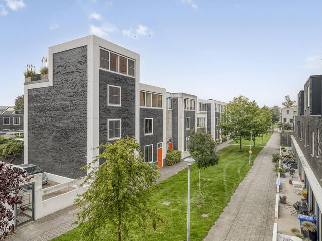 Schumannlaan 93, Zwolle