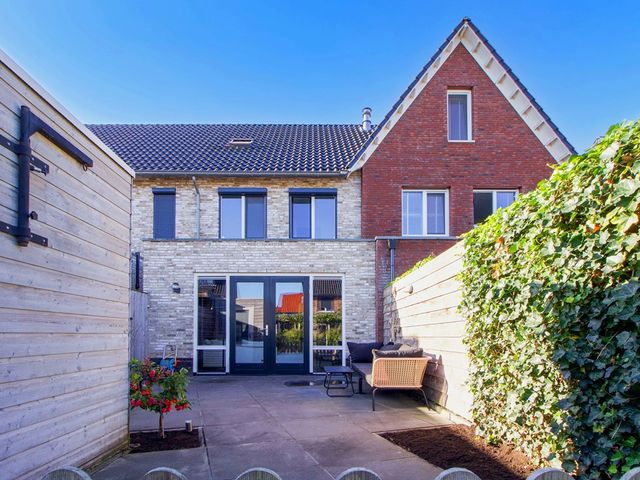 Bunschoter Veenkamp 142, Bunschoten-Spakenburg