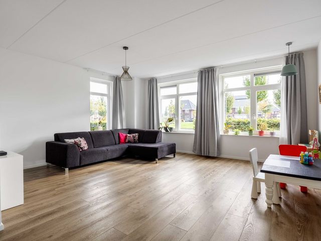Bostulp 24, Leek