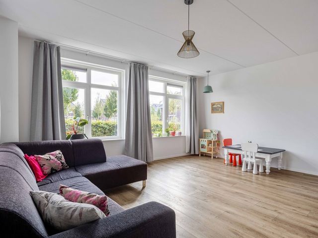 Bostulp 24, Leek