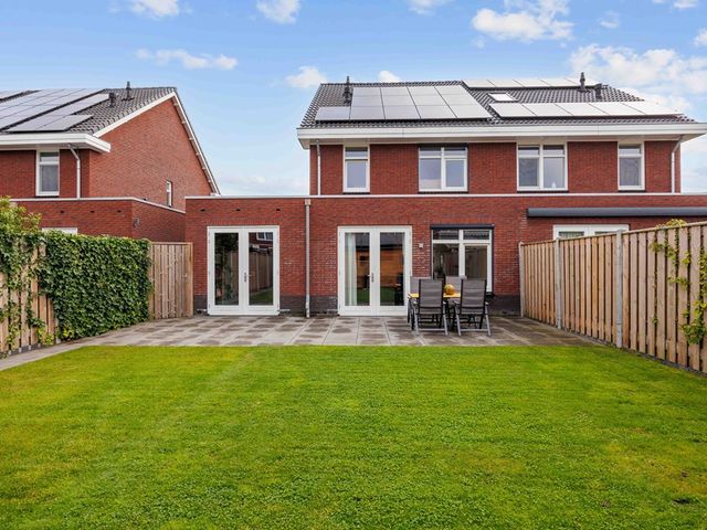 Bostulp 24, Leek