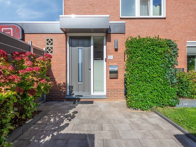 Beneluxlaan 64, Geleen