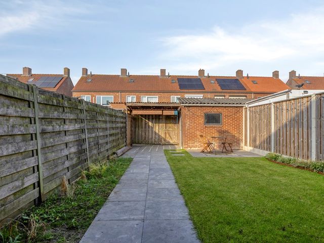 Pinksterbloemstraat 17, Geertruidenberg