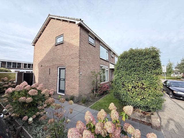 J.E. de Witstraat 41, Uitgeest