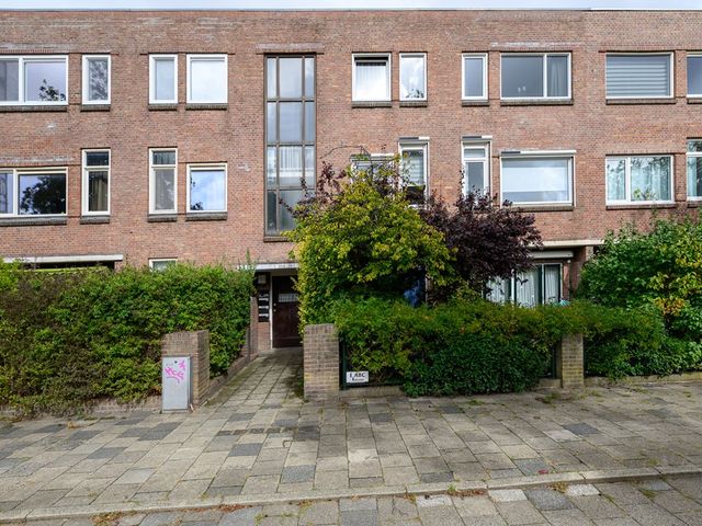 Koningin Wilhelminalaan 275, Voorburg