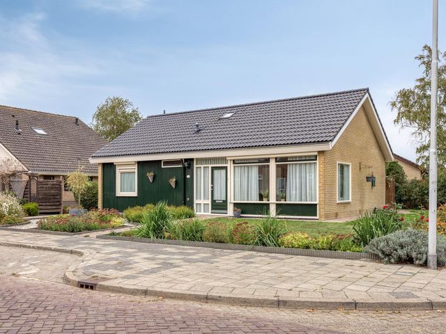 Schoolstraat 7, Nieuwerkerk