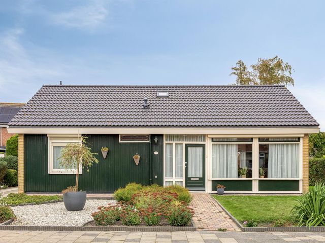 Schoolstraat 7, Nieuwerkerk