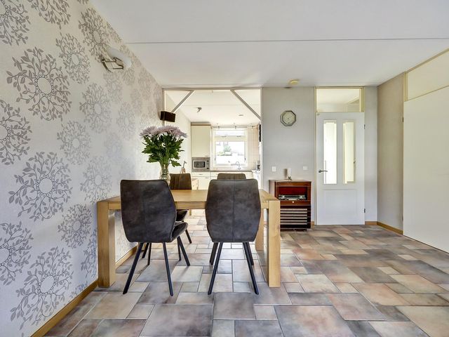 Ruys de Beerenbrouckstraat 12, Naaldwijk