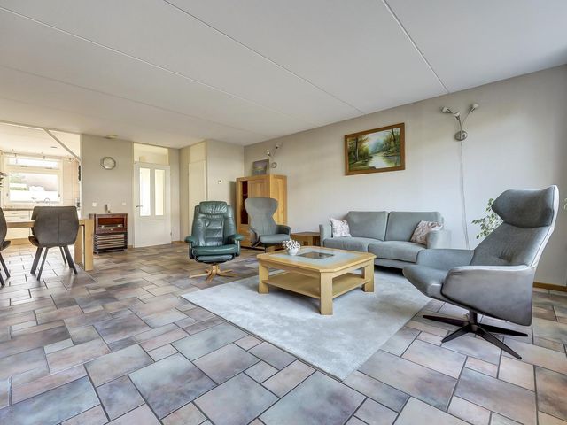 Ruys de Beerenbrouckstraat 12, Naaldwijk