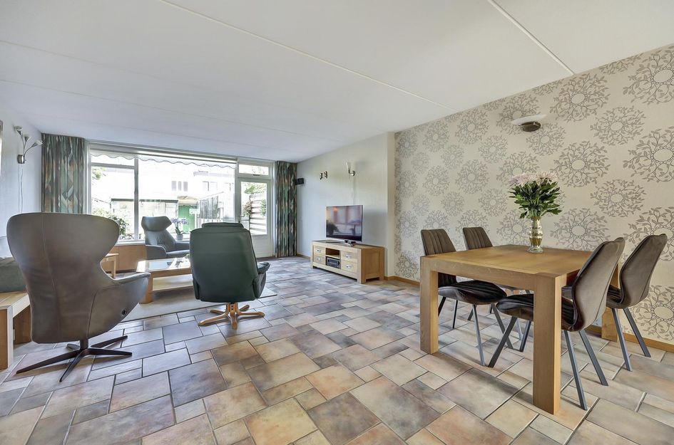Ruys de Beerenbrouckstraat 12