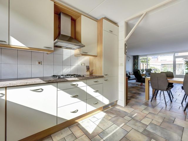 Ruys de Beerenbrouckstraat 12, Naaldwijk