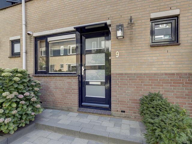Zilvermeeuw 9, De Lier