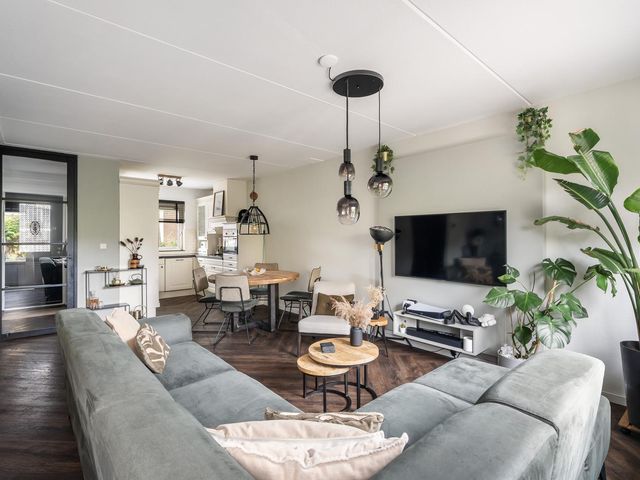 Riddergracht 4, Rhoon