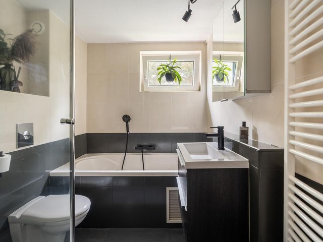 Riddergracht 4, Rhoon