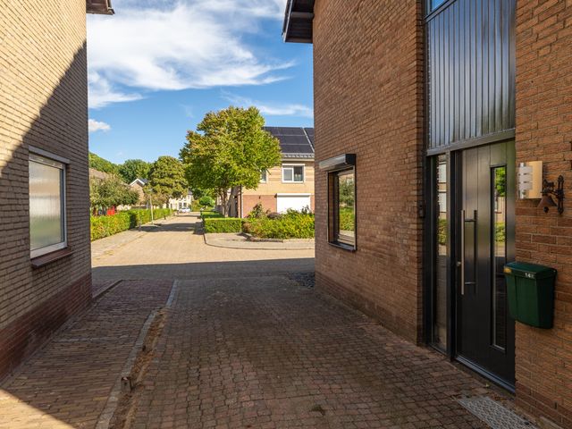Havendries 140, Waspik