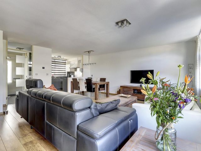 Meestoof 13, Krabbendijke