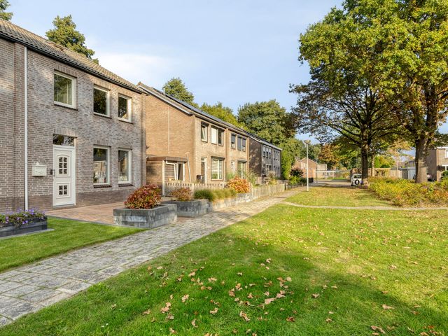 Varenhof 37, Weiteveen