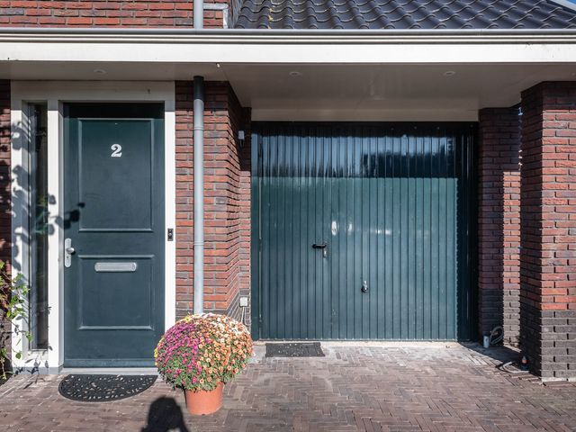 Rechtsbuitenstraat 2, Kudelstaart
