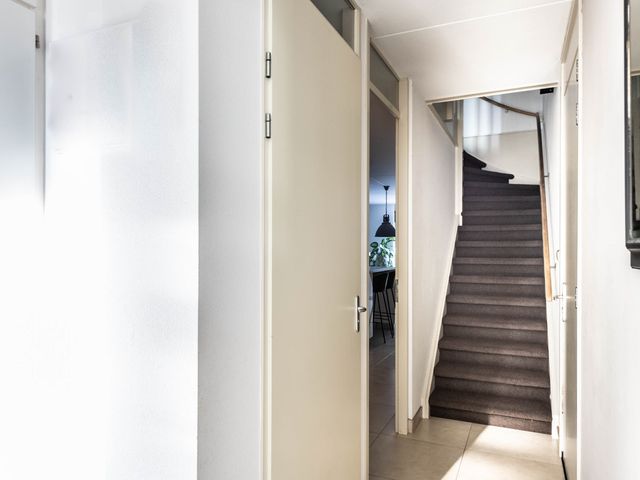 Rechtsbuitenstraat 2, Kudelstaart